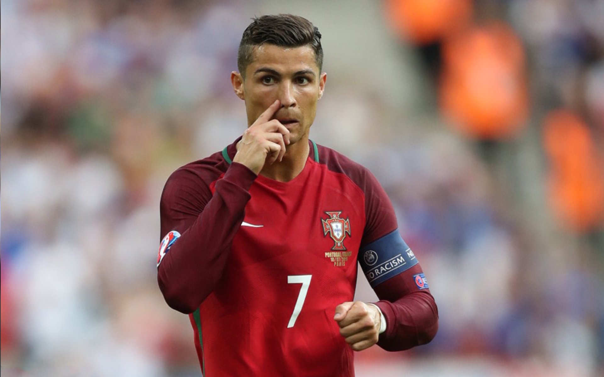 电竞选手的家庭支持：理解、鼓励与陪伴，电竞选手都需要承担什么责任